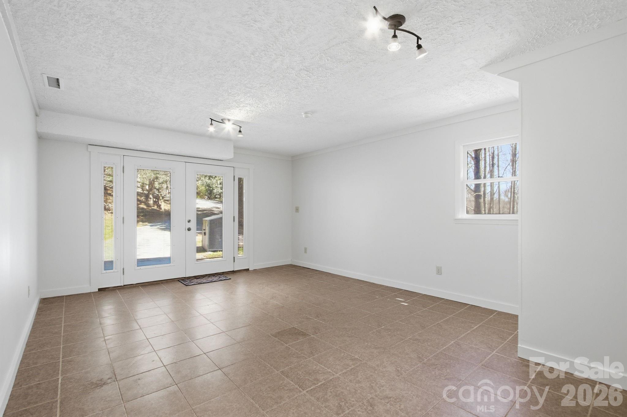 1523 Russ Cornett Road Property Photo 16