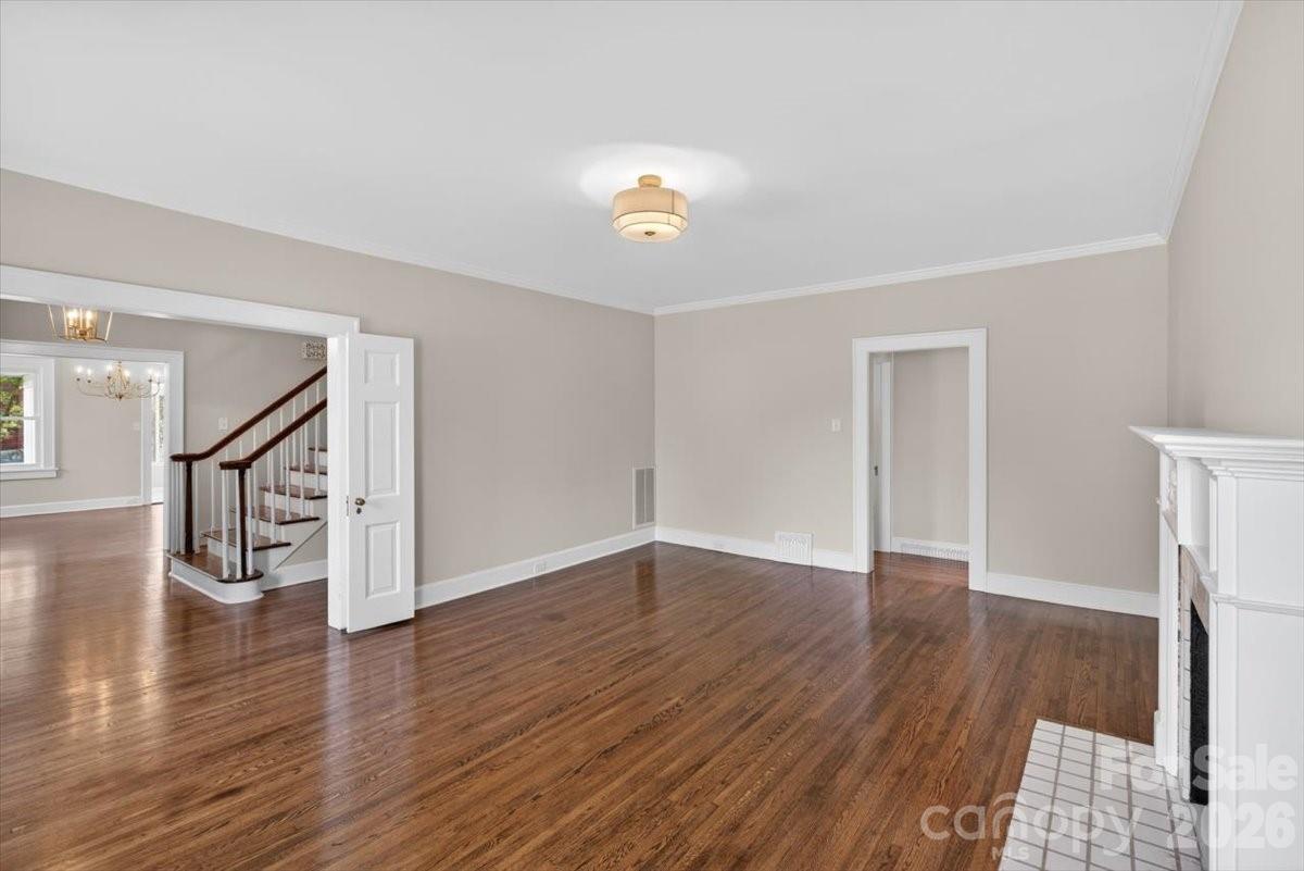 504 S Franklin Street Property Photo 5