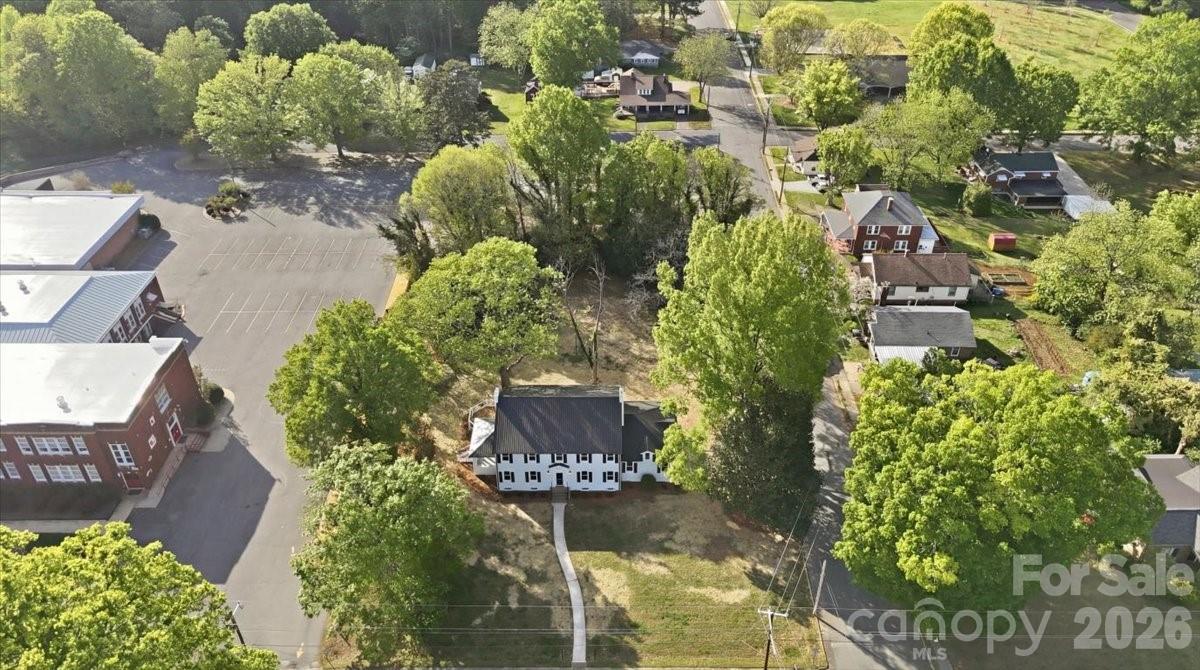 504 S Franklin Street Property Photo 35