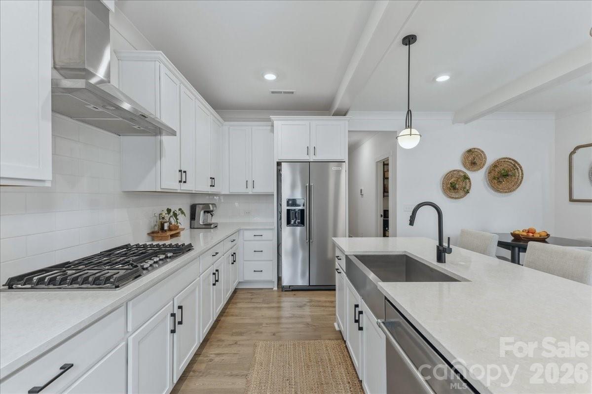 2904 Clemson Avenue Property Photo 14
