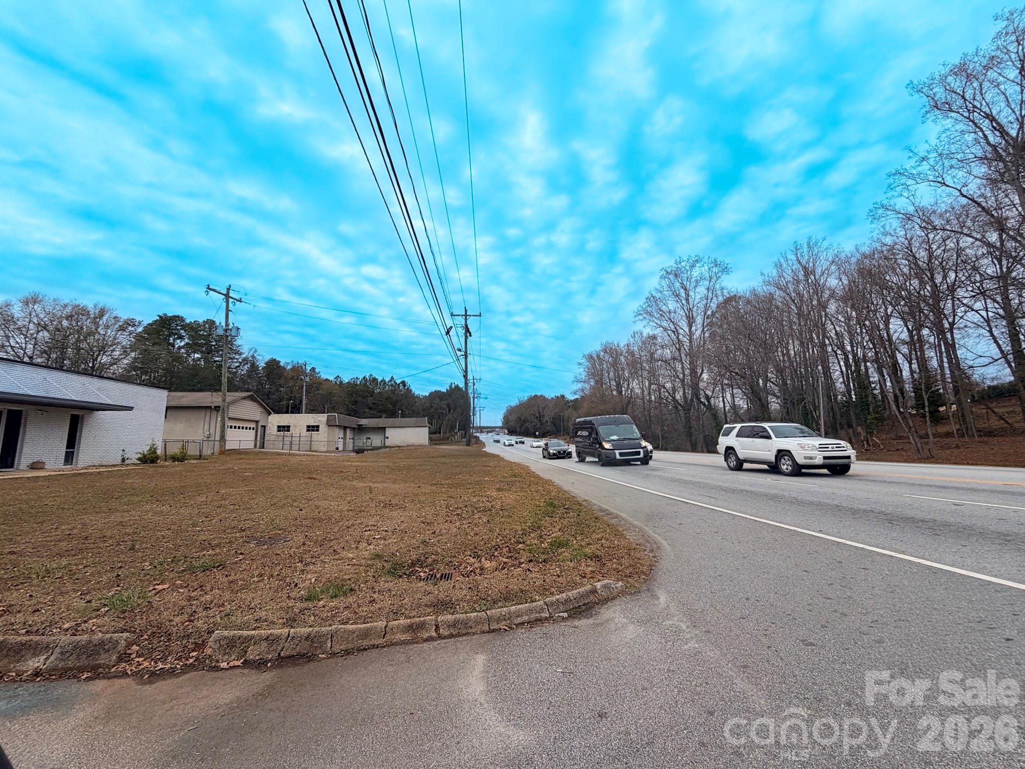 2738b Poinsett Highway Property Photo 4