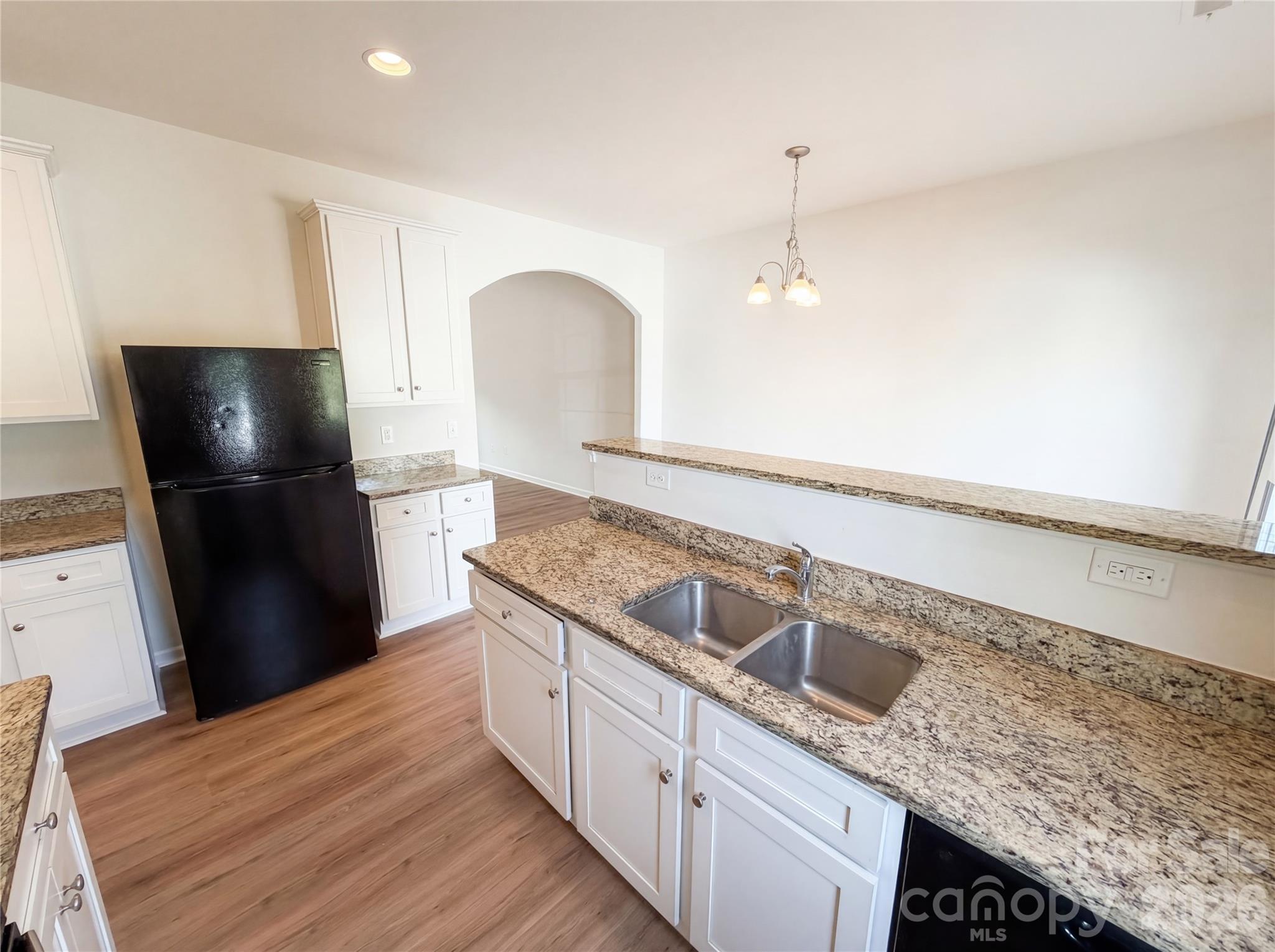 8321 Candlenut Lane Property Photo 10
