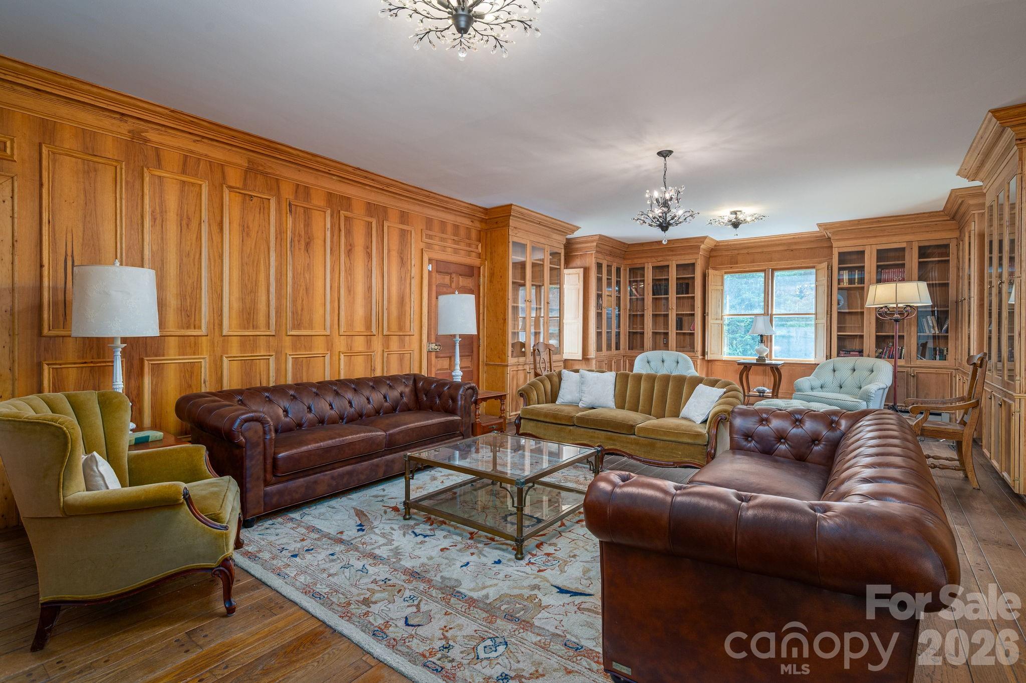 1233 General Hoke Drive Property Photo 1