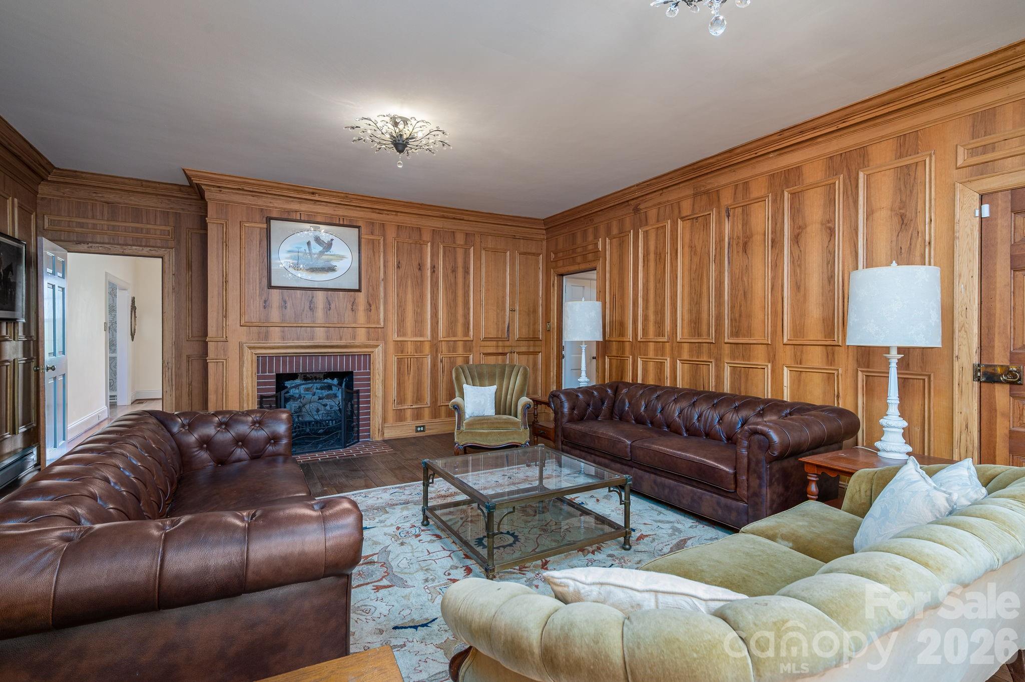1233 General Hoke Drive Property Photo 7