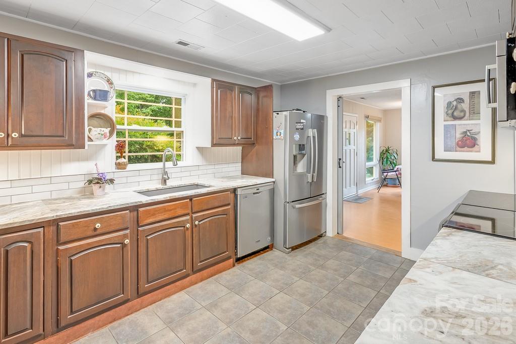 3 Odie Lane Property Photo 11
