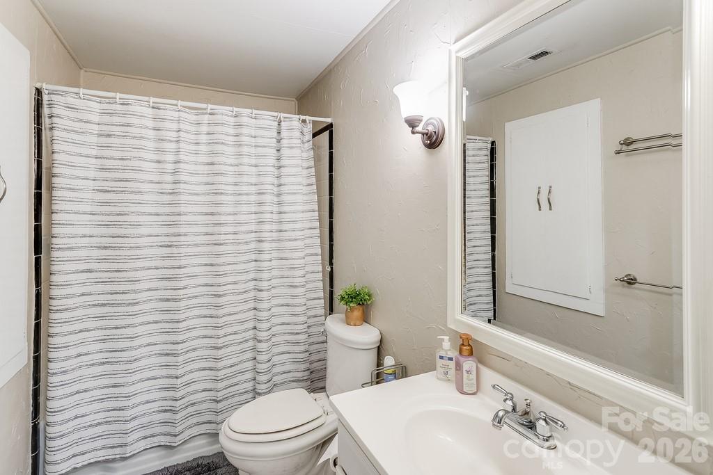 3 Odie Lane Property Photo 23