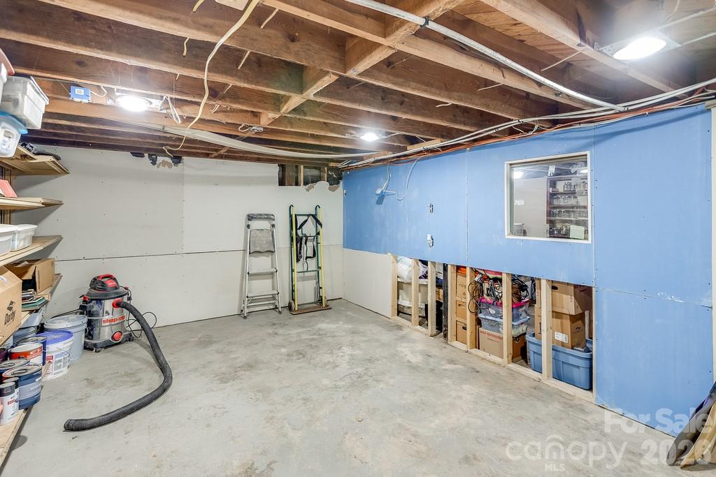 3 Odie Lane Property Photo 32