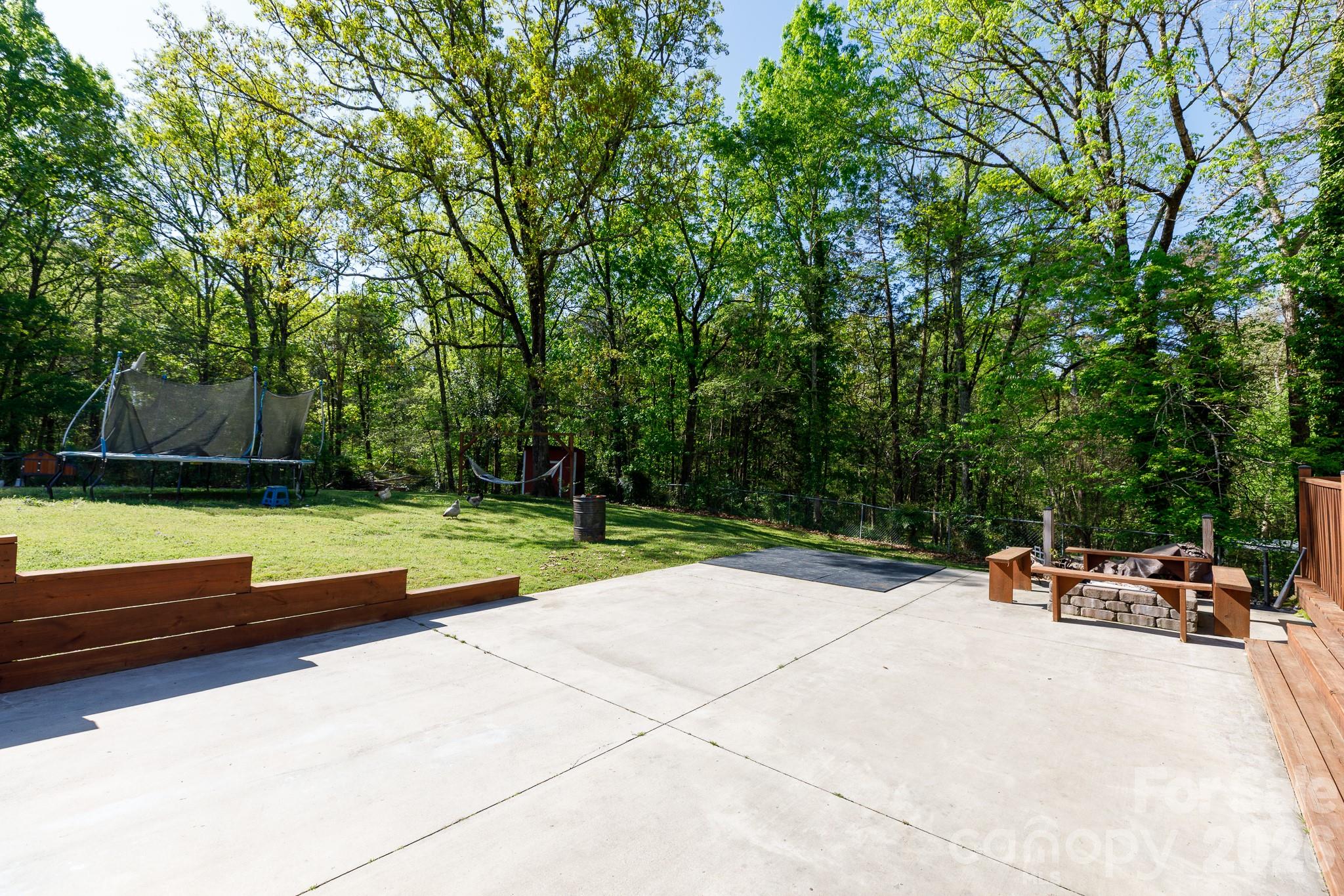 122 Crestwood Drive Property Photo 35