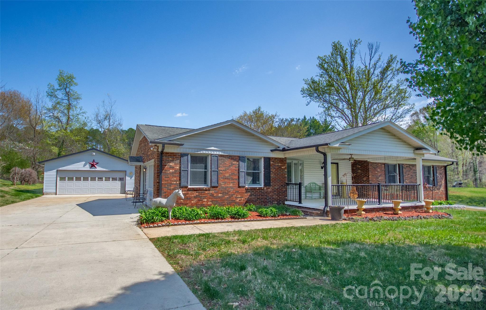 167 Southwood Drive Property Photo 3