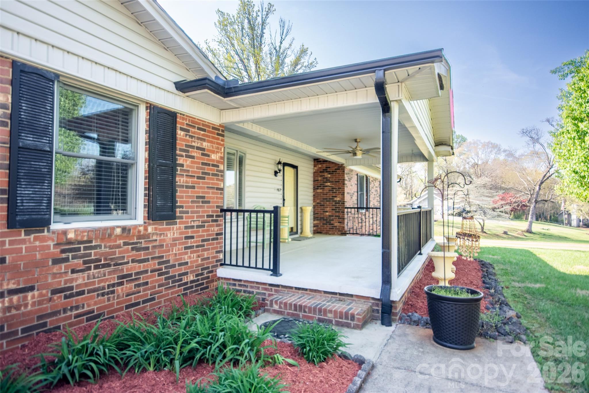 167 Southwood Drive Property Photo 4
