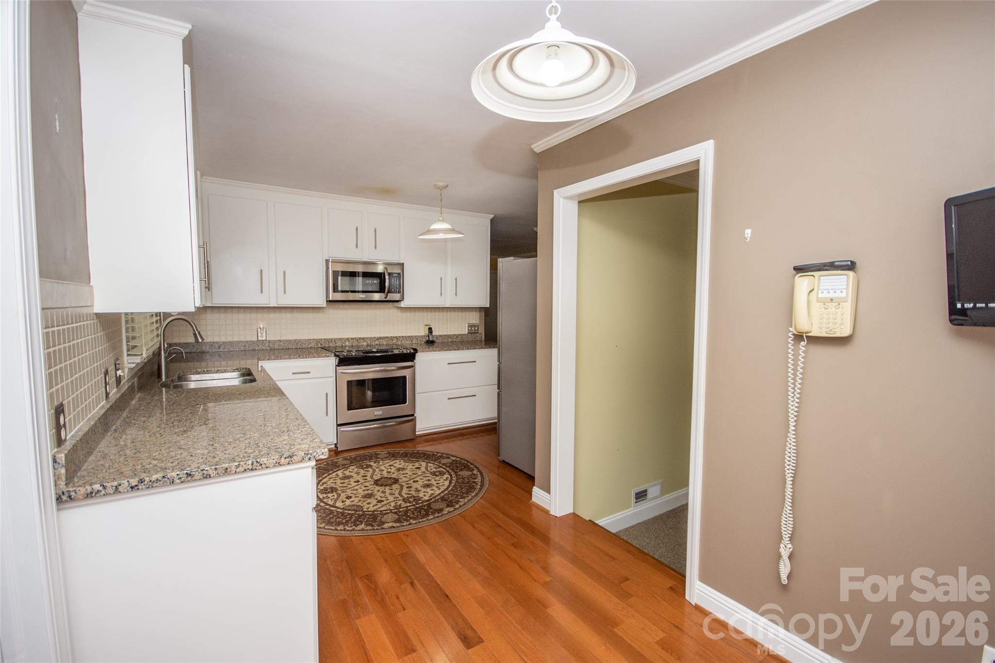 167 Southwood Drive Property Photo 10
