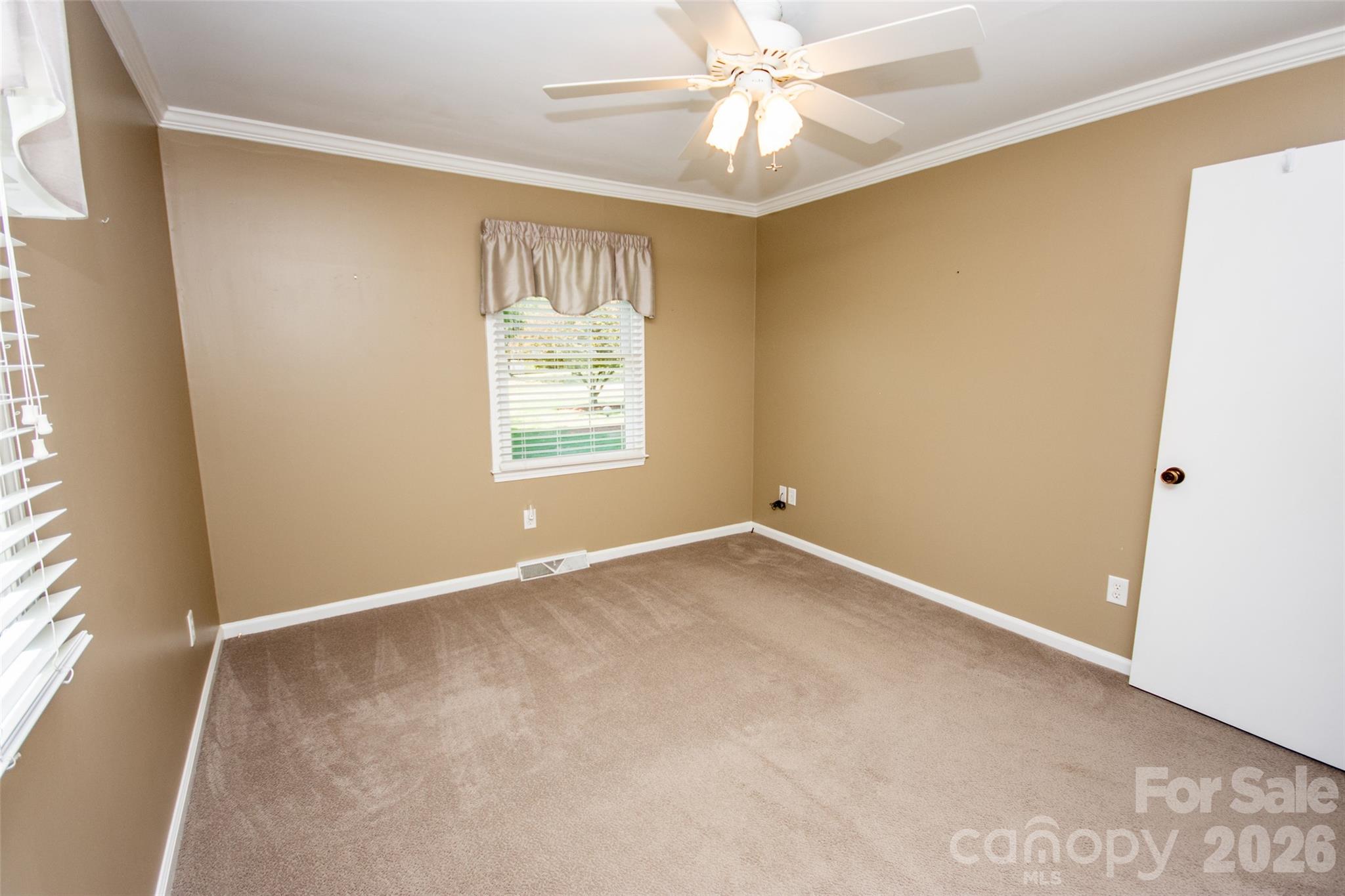 167 Southwood Drive Property Photo 20