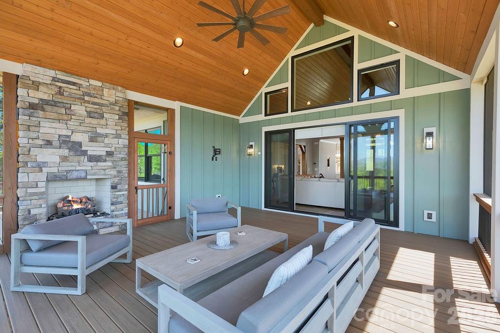 4454 Asheville Highway Property Photo 8