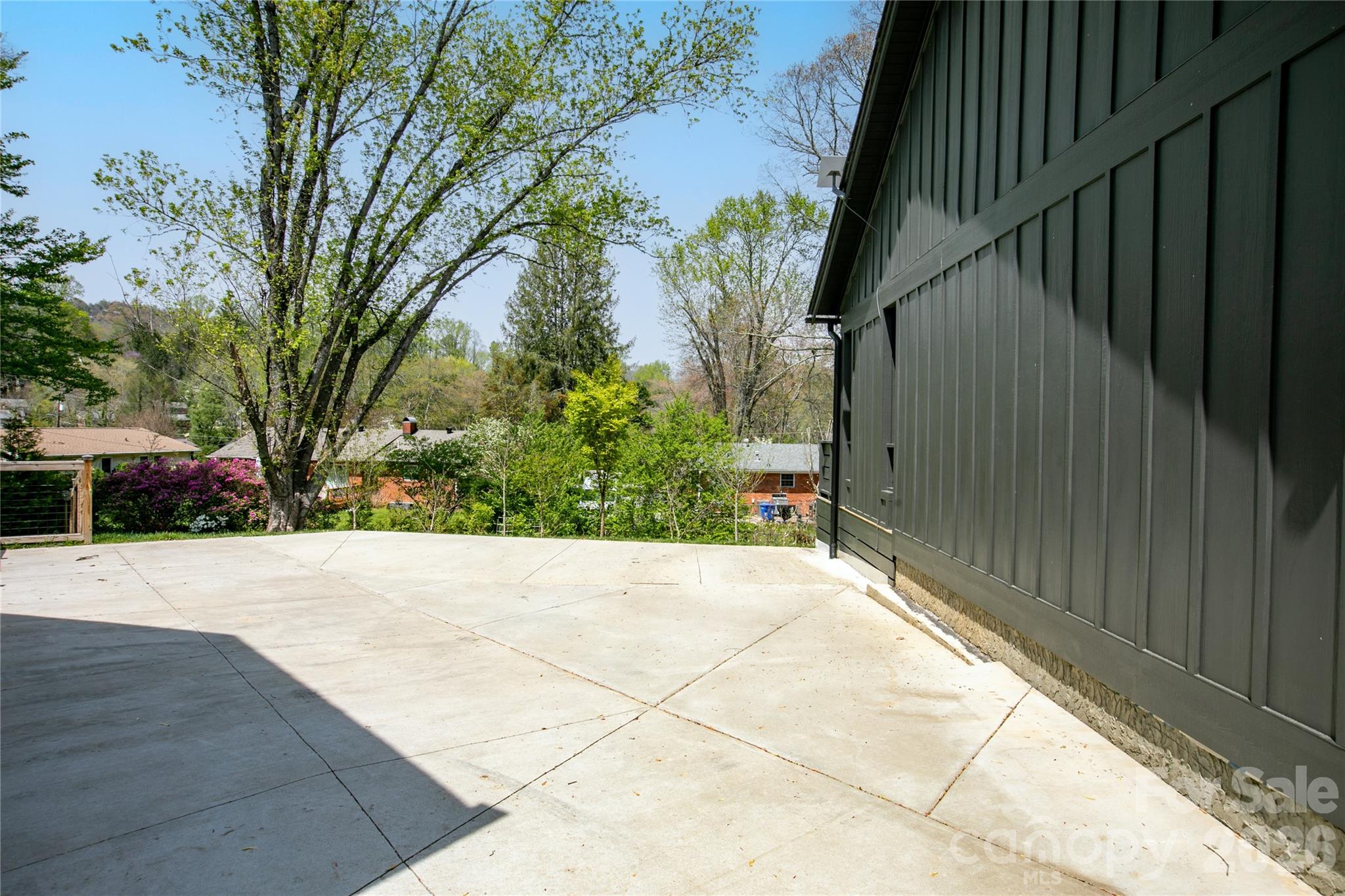 71 Hidden Pond Lane Property Photo 3
