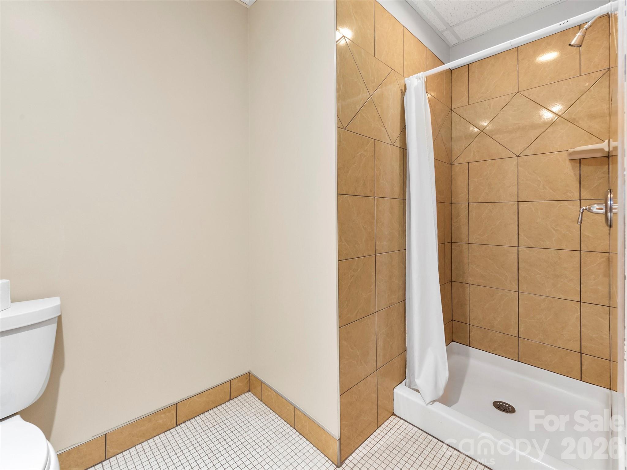 39 N Lexington Avenue 2 Property Photo 10
