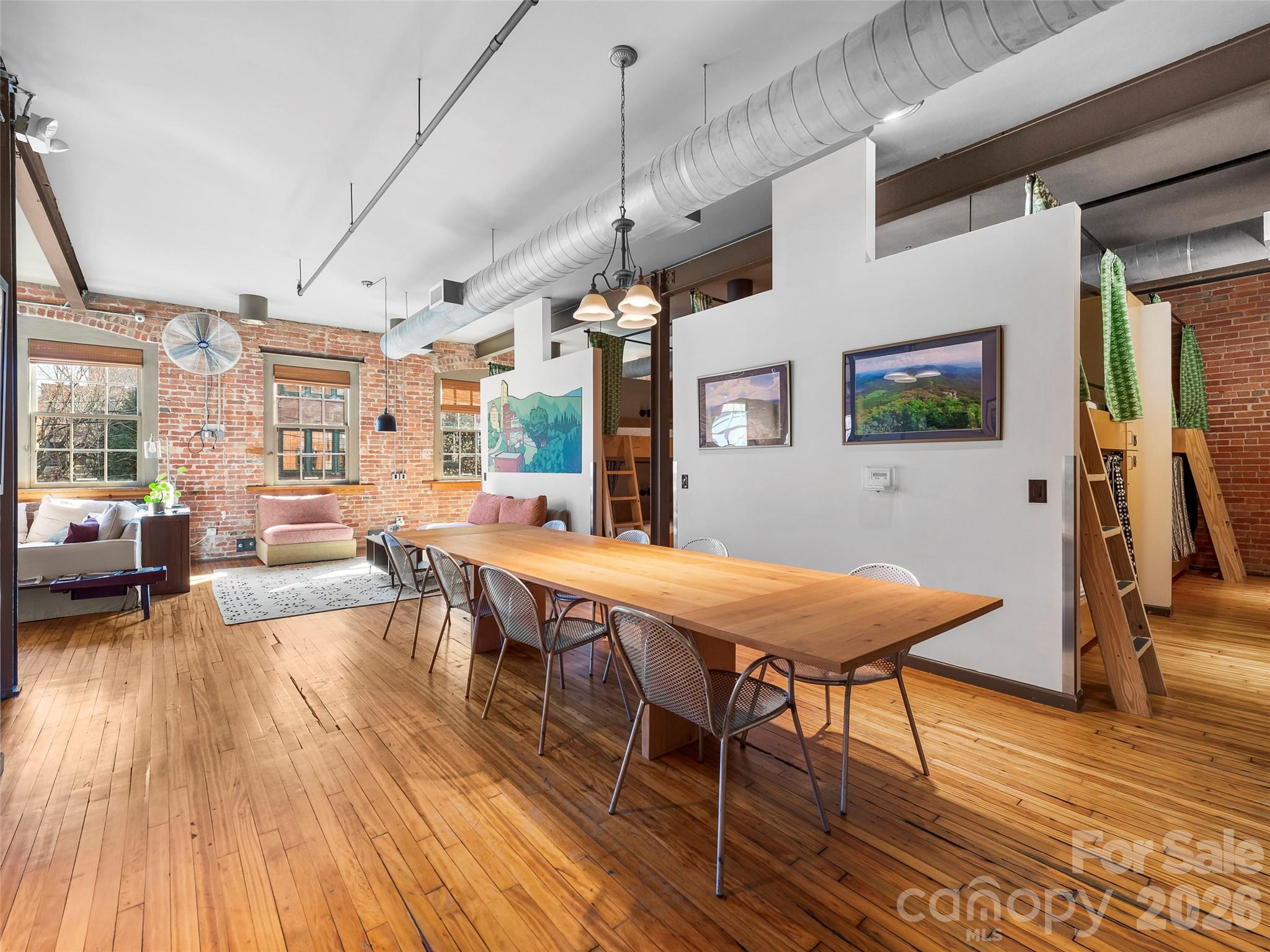 39 N Lexington Avenue 2 Property Photo 16