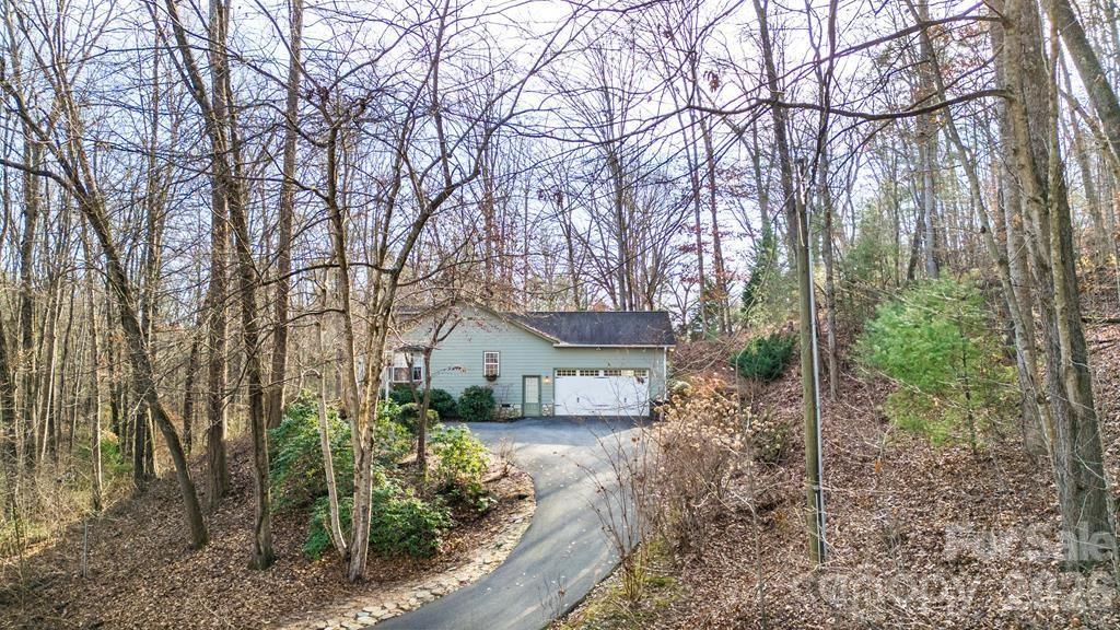 241 Crocus Lane Property Photo 2