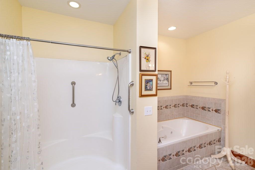 241 Crocus Lane Property Photo 13