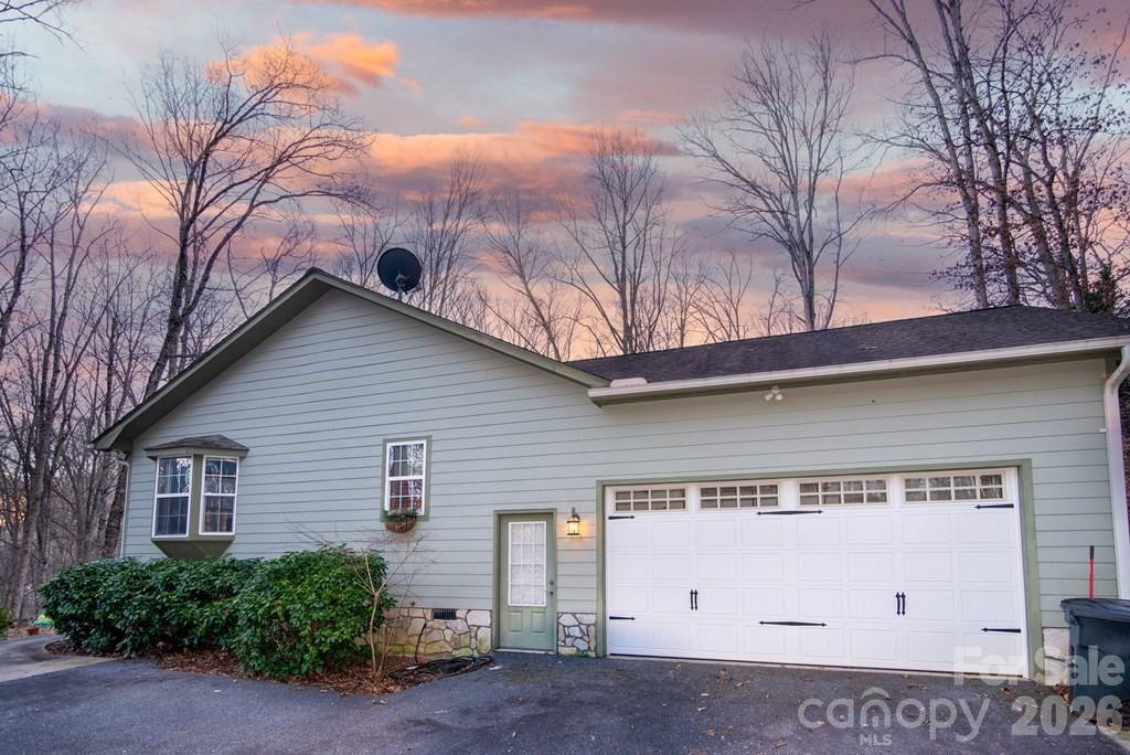 241 Crocus Lane Property Photo 23