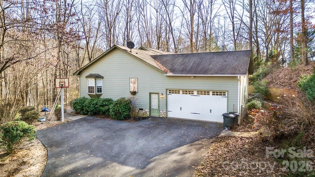 241 Crocus Lane Property Photo 27