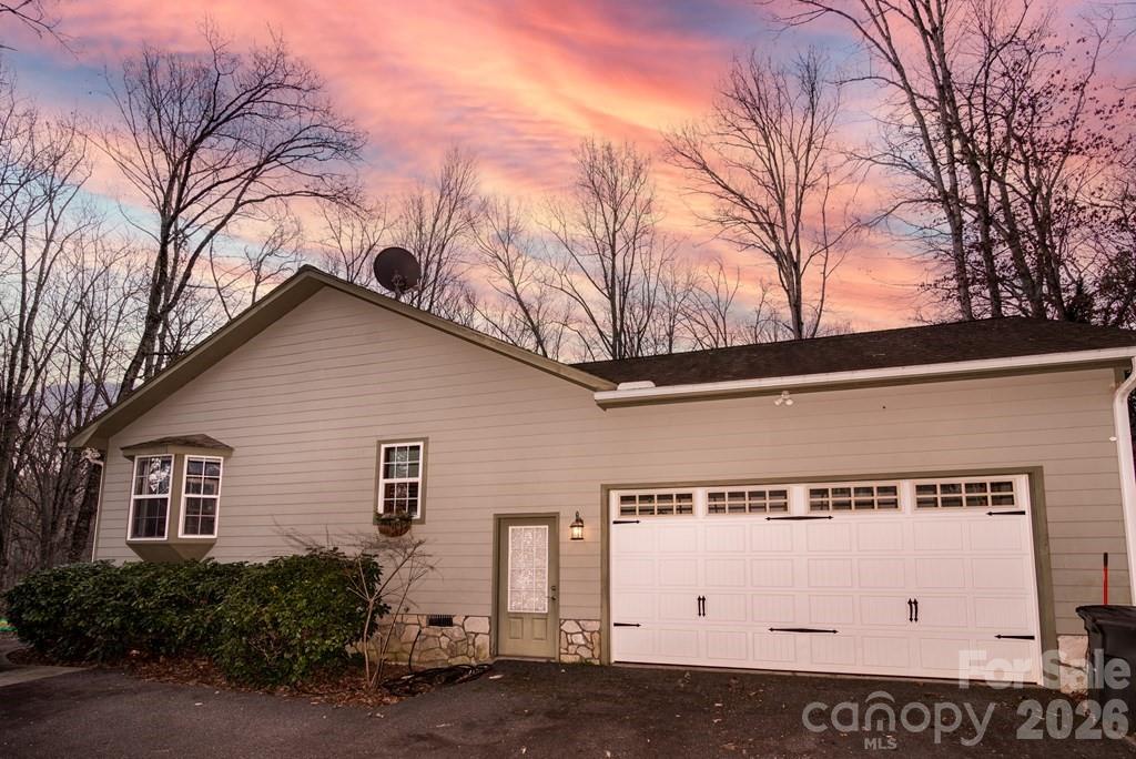 241 Crocus Lane Property Photo 28
