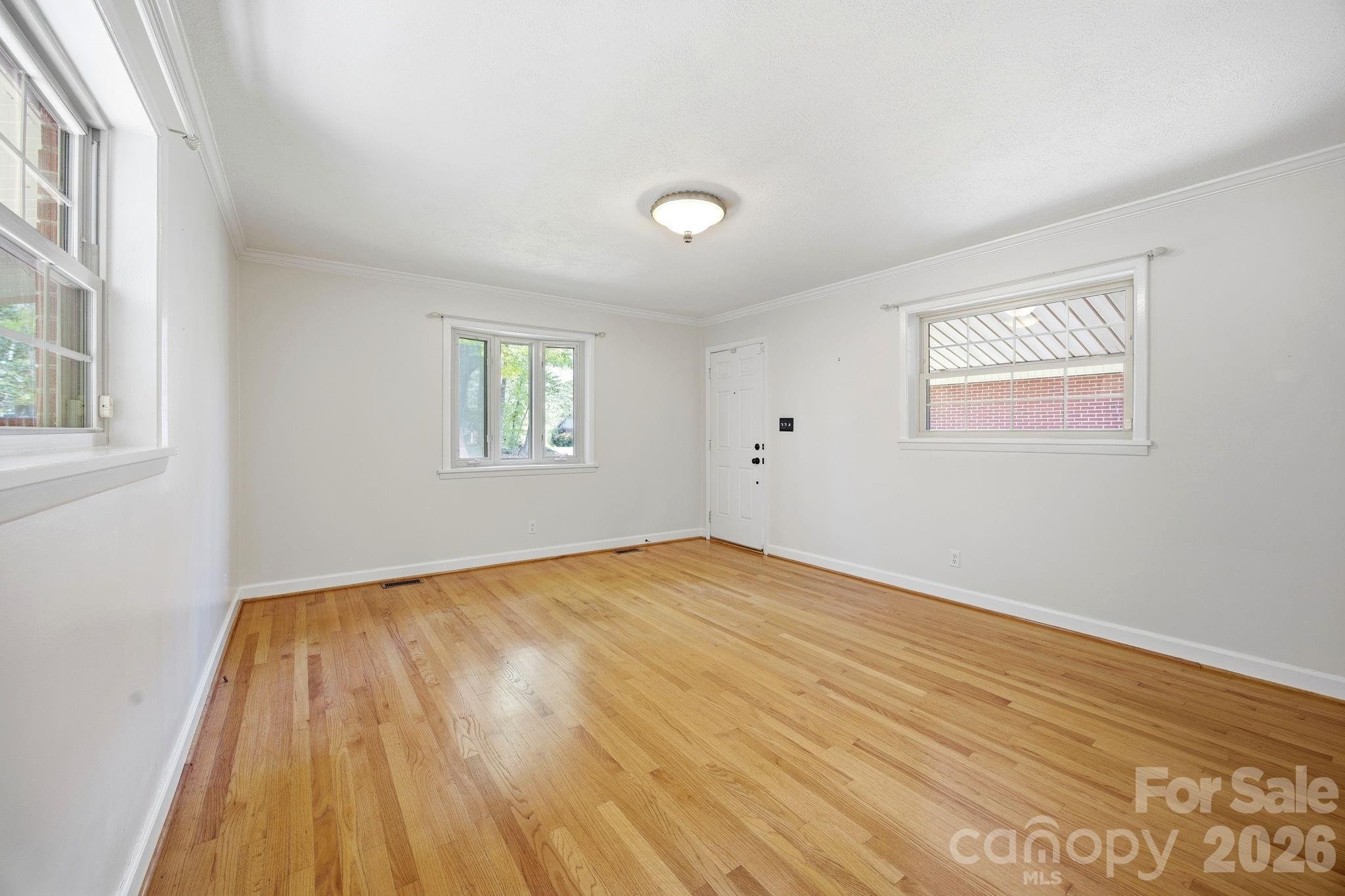 101 Spruce Drive Property Photo 7