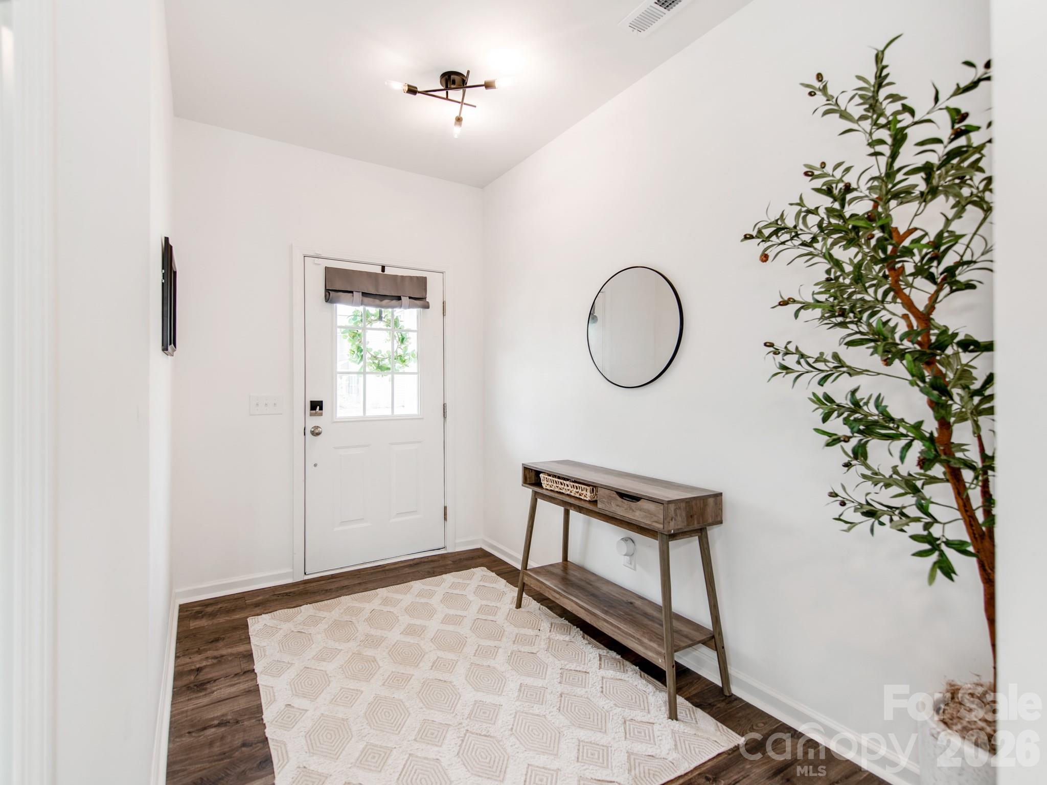 115 Benford Drive Property Photo 4