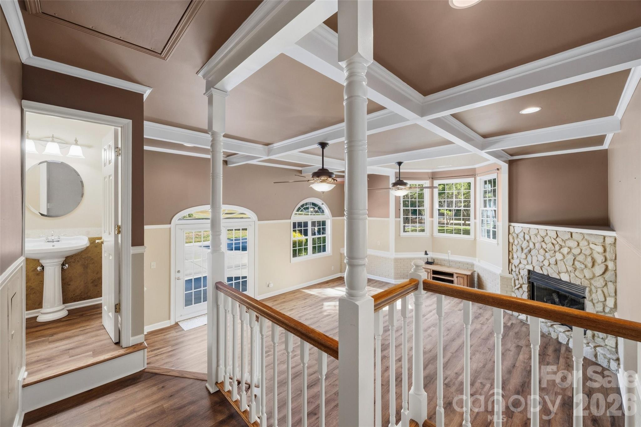 4307 Edgeland Road Property Photo 18