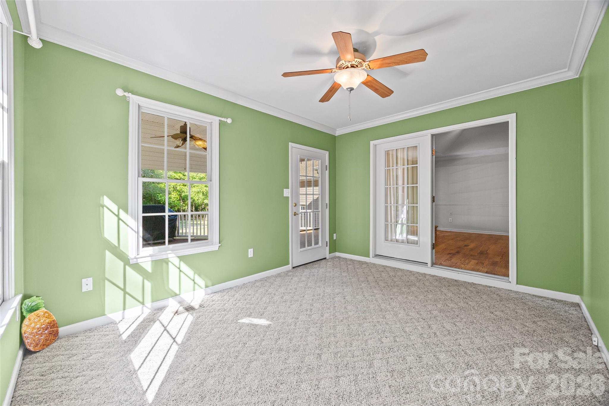 4307 Edgeland Road Property Photo 39