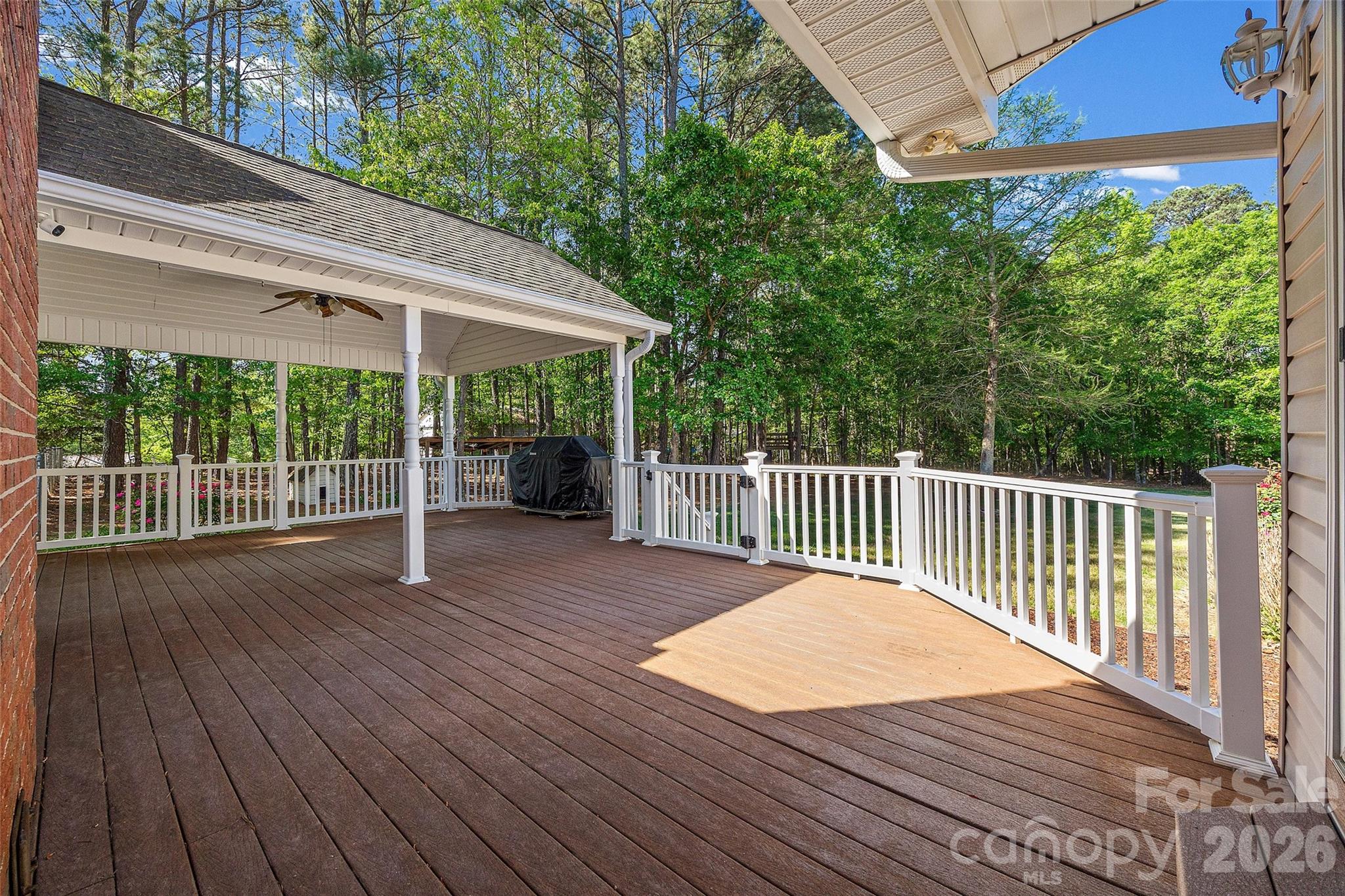 4307 Edgeland Road Property Photo 44