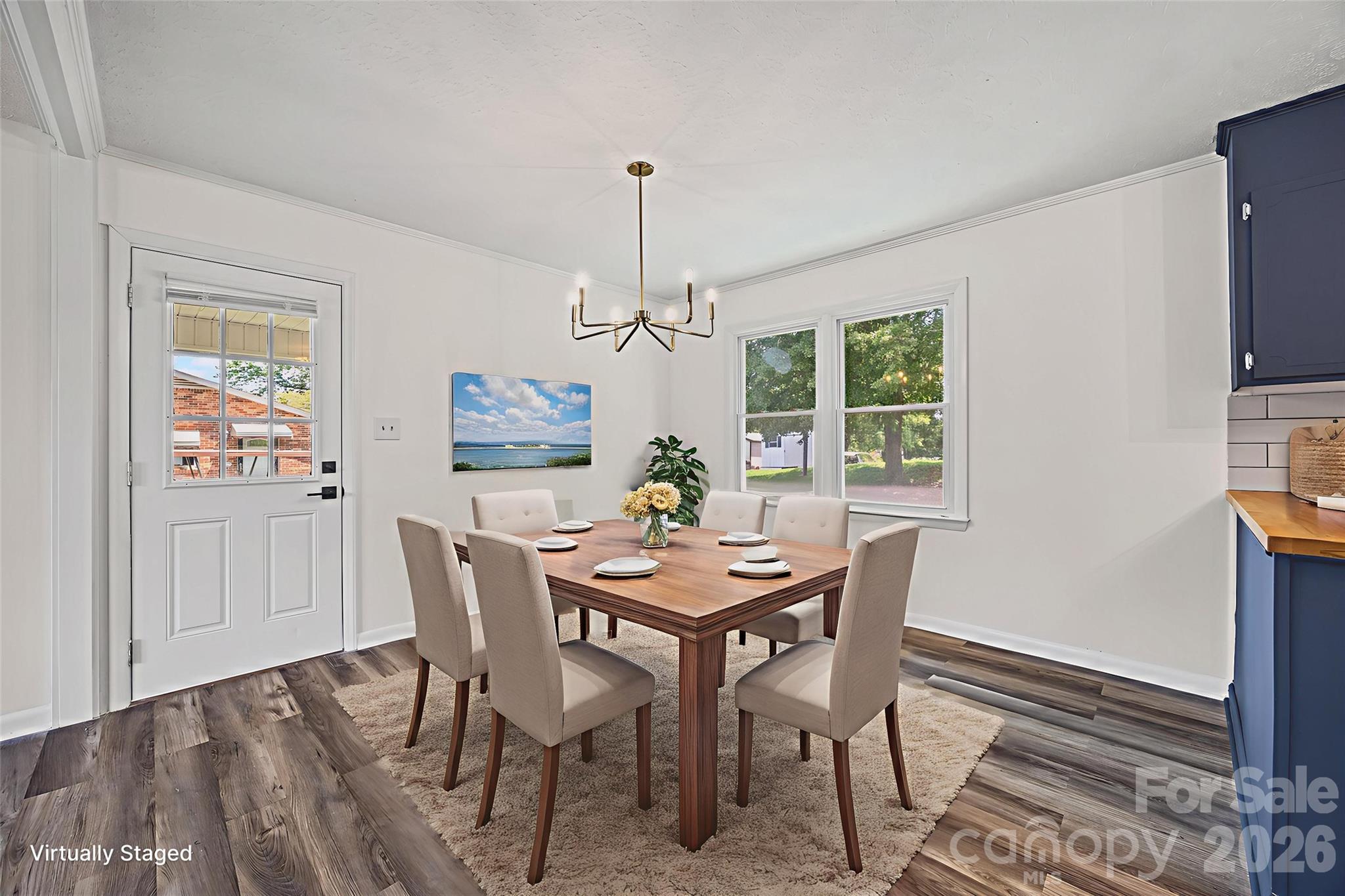 403 Murdock Circle Property Photo 4