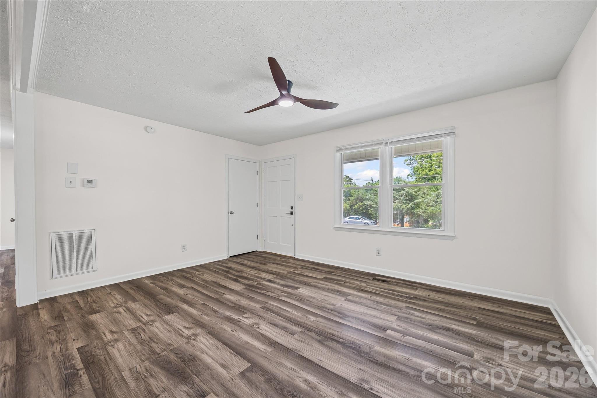 403 Murdock Circle Property Photo 11