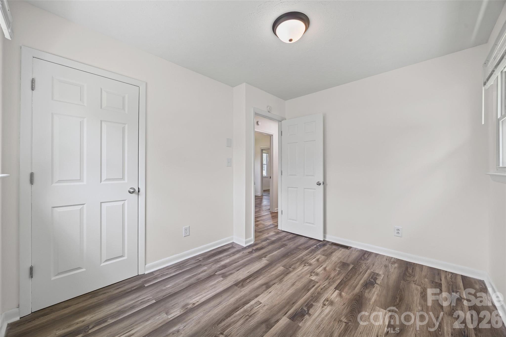 403 Murdock Circle Property Photo 15