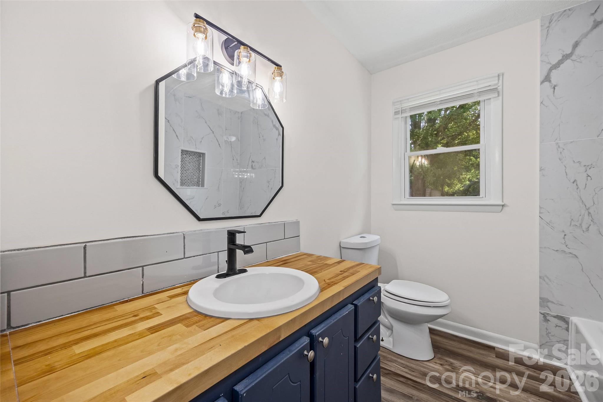 403 Murdock Circle Property Photo 16