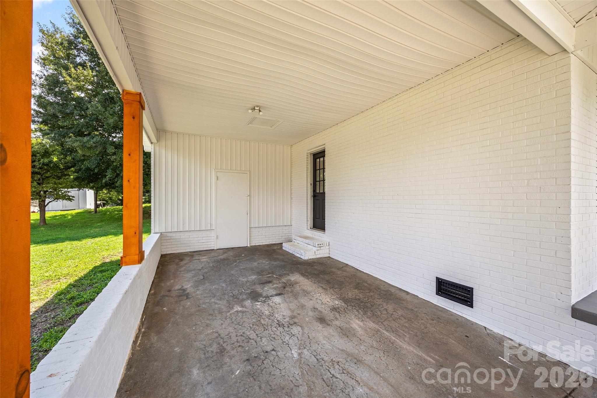 403 Murdock Circle Property Photo 25