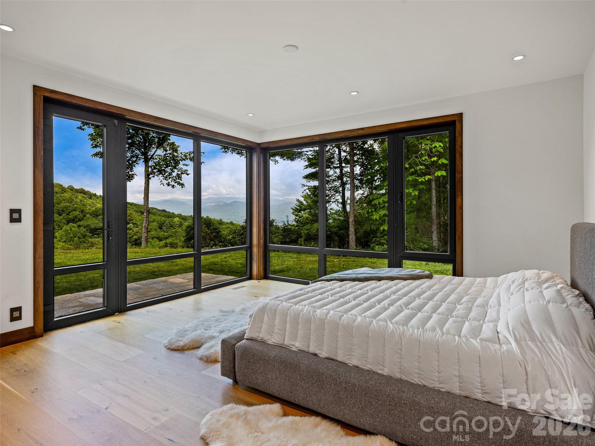 30 Banks Lane Property Photo 24