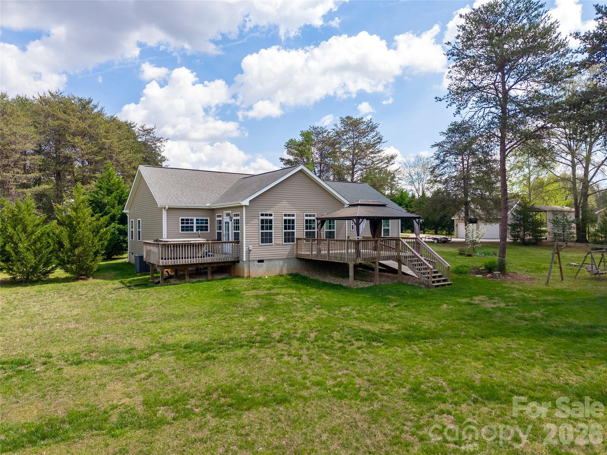 2500 S Blackstock Road Property Photo 9