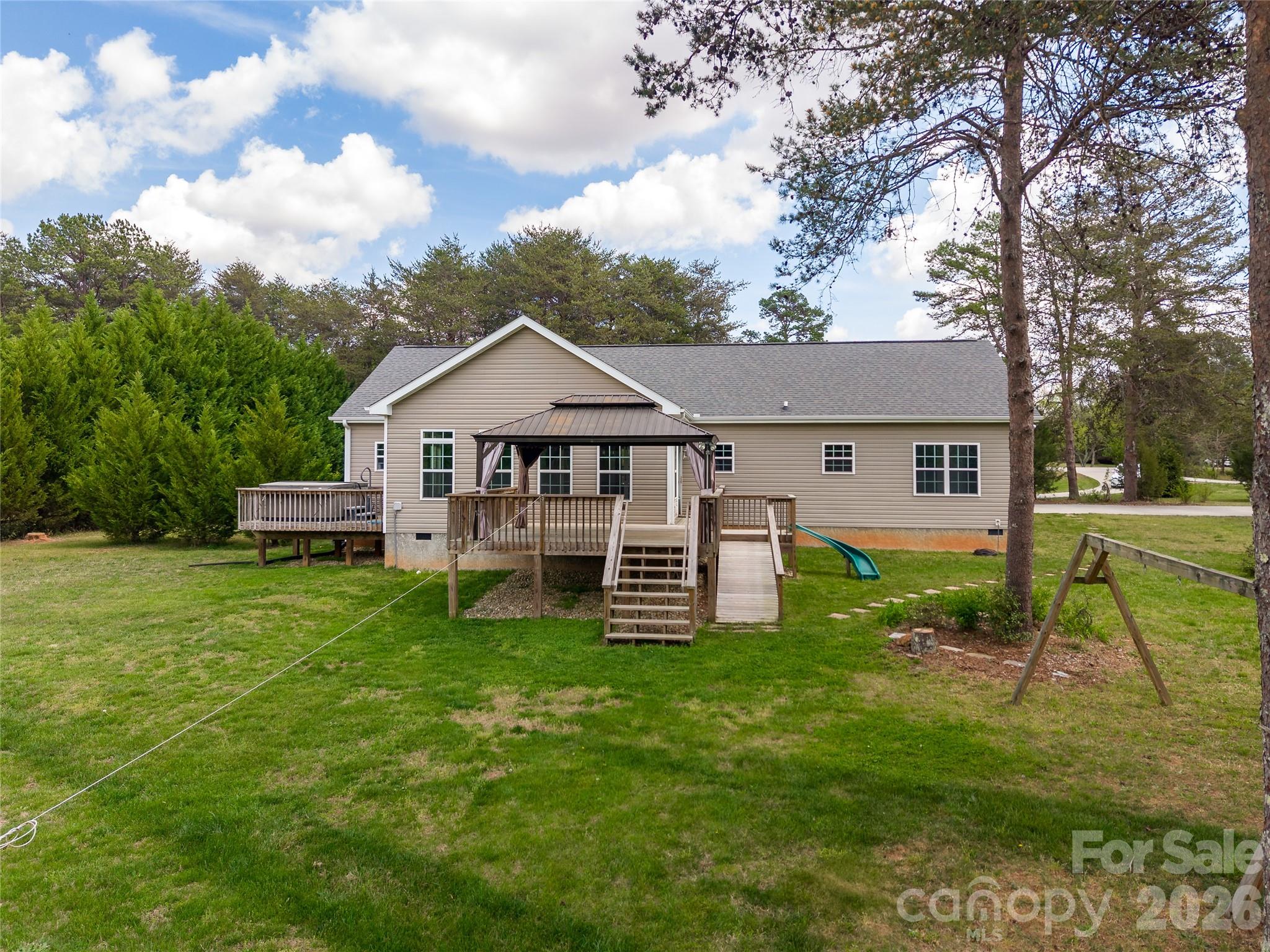 2500 S Blackstock Road Property Photo 10