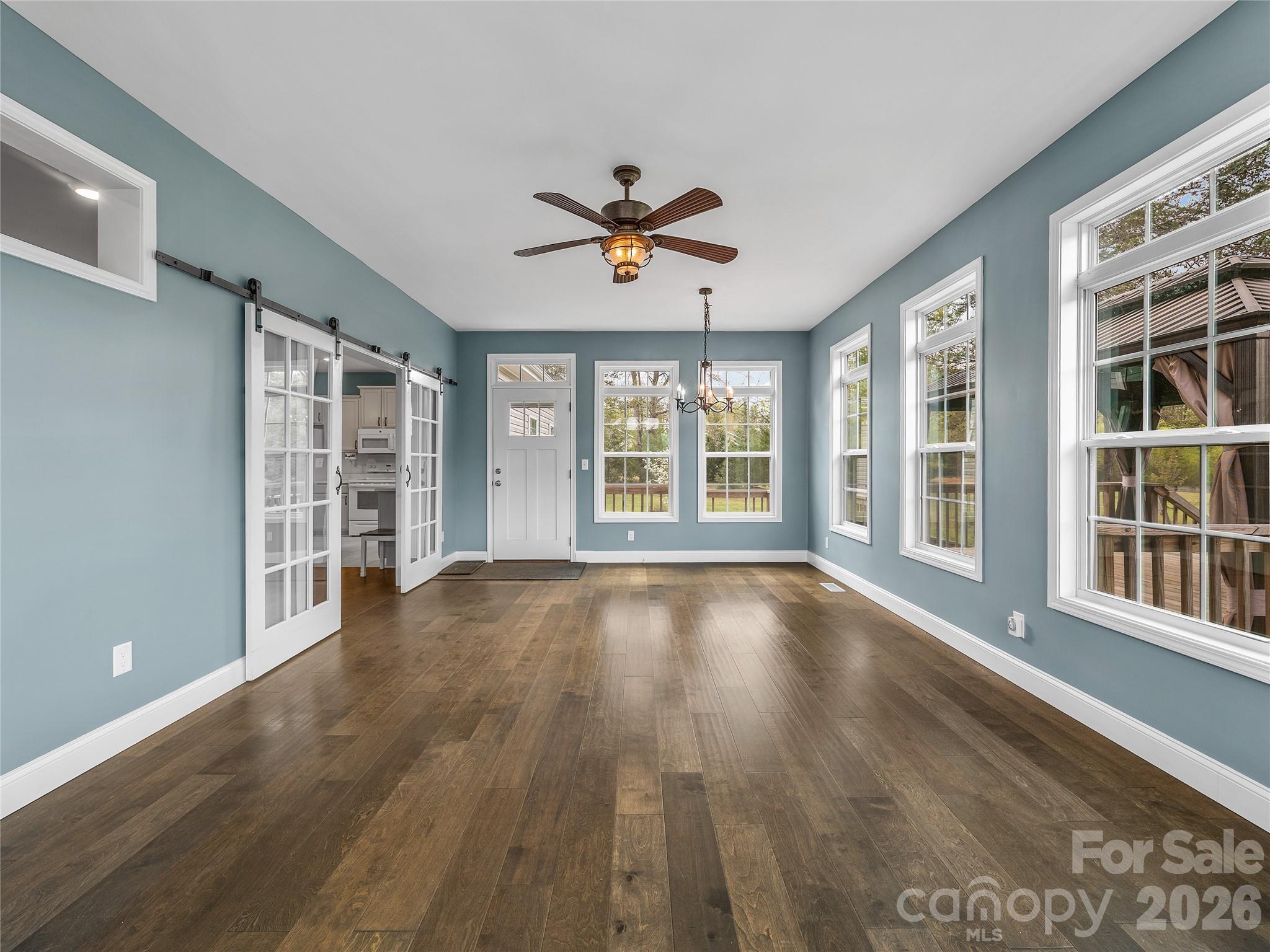 2500 S Blackstock Road Property Photo 21