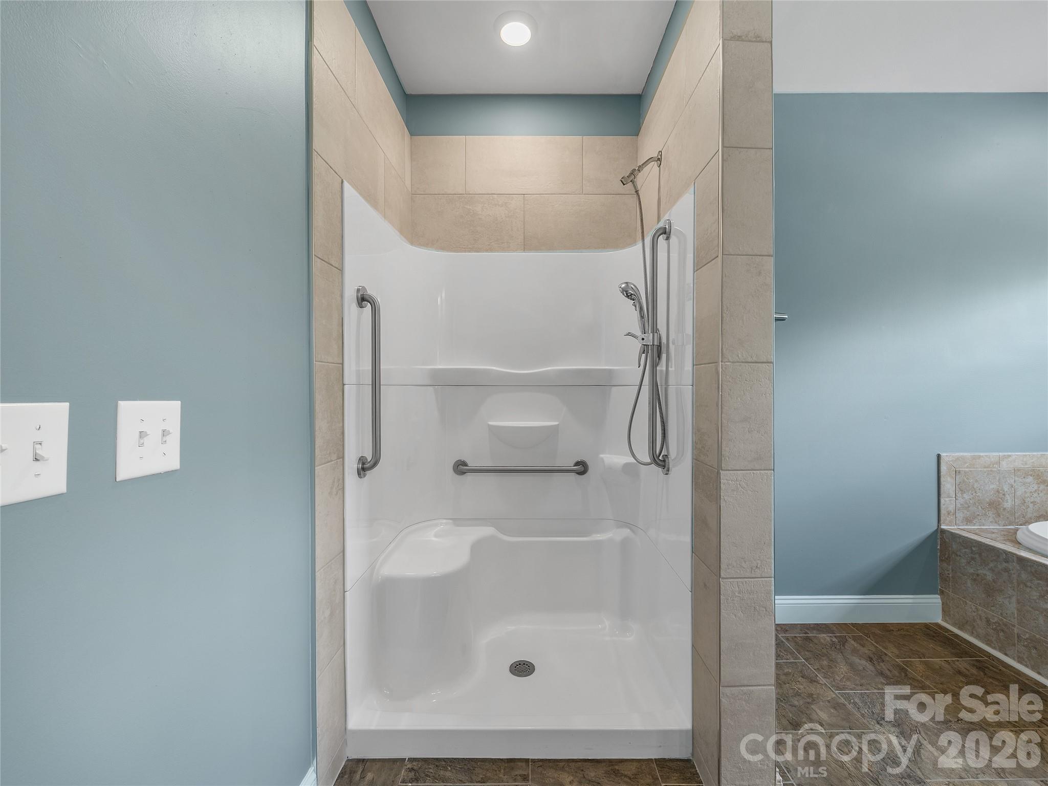 2500 S Blackstock Road Property Photo 28