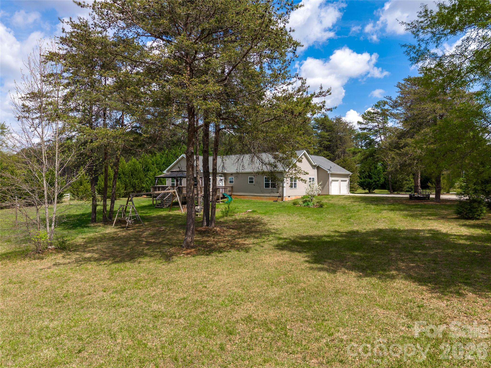 2500 S Blackstock Road Property Photo 37
