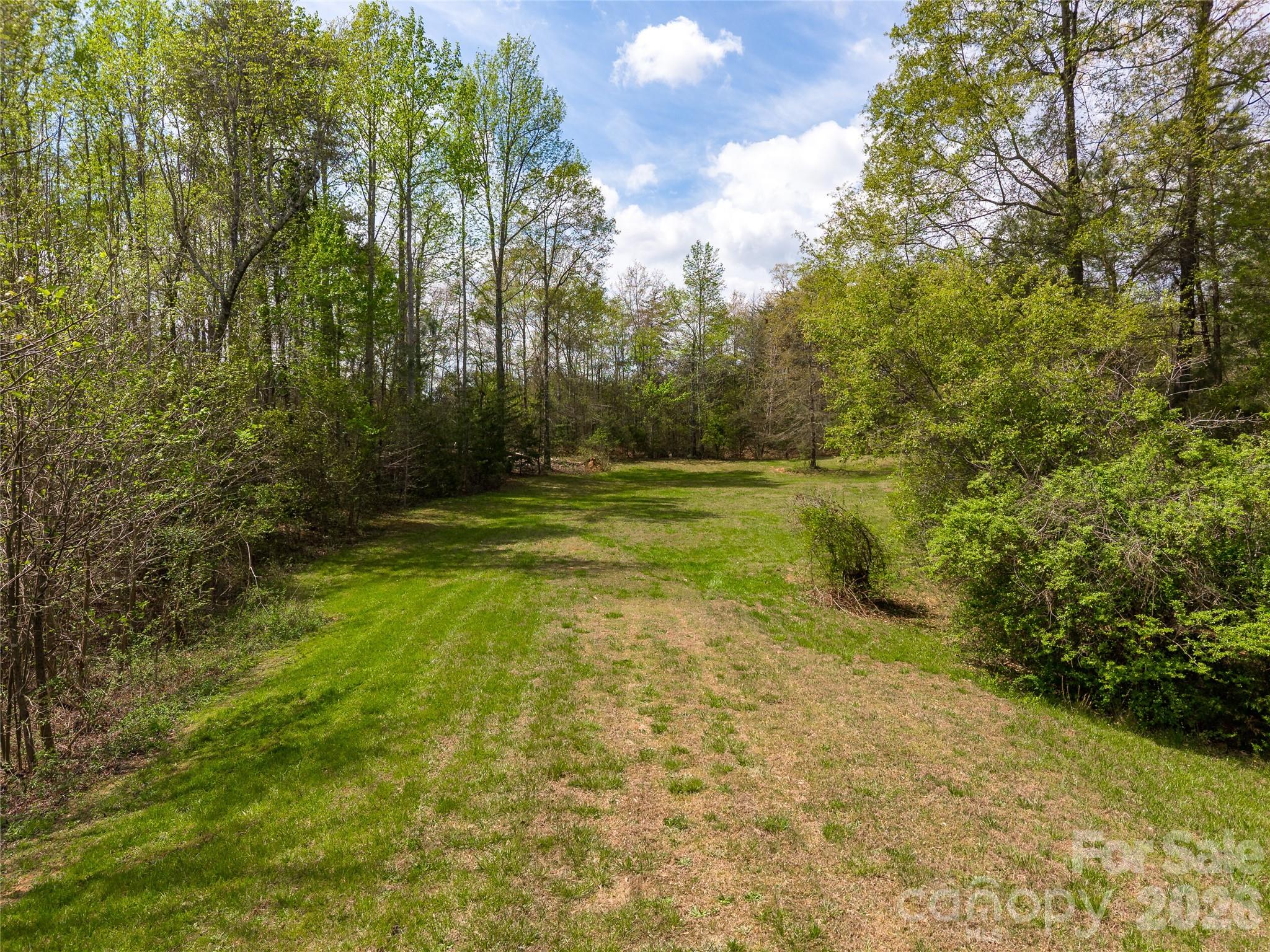2500 S Blackstock Road Property Photo 43