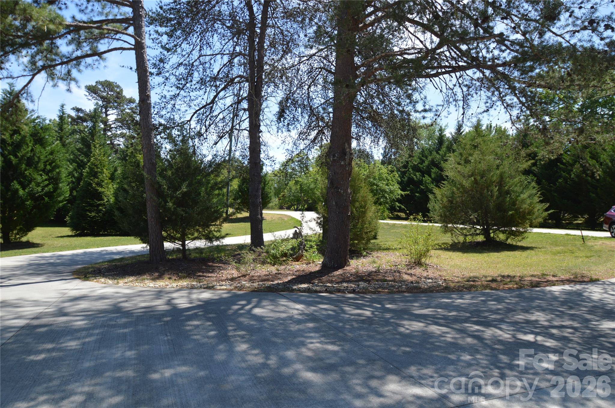 2500 S Blackstock Road Property Photo 46