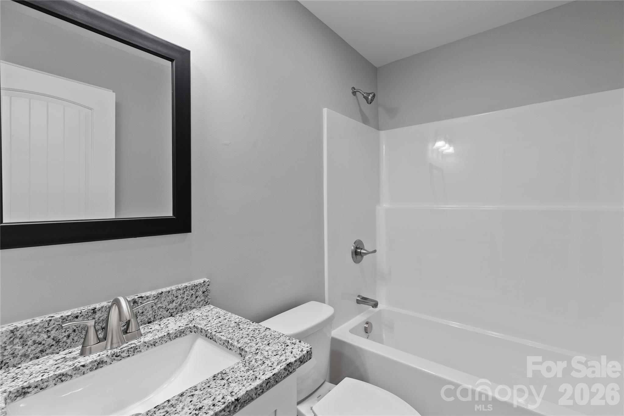 1021 E 10th Street Property Photo 21