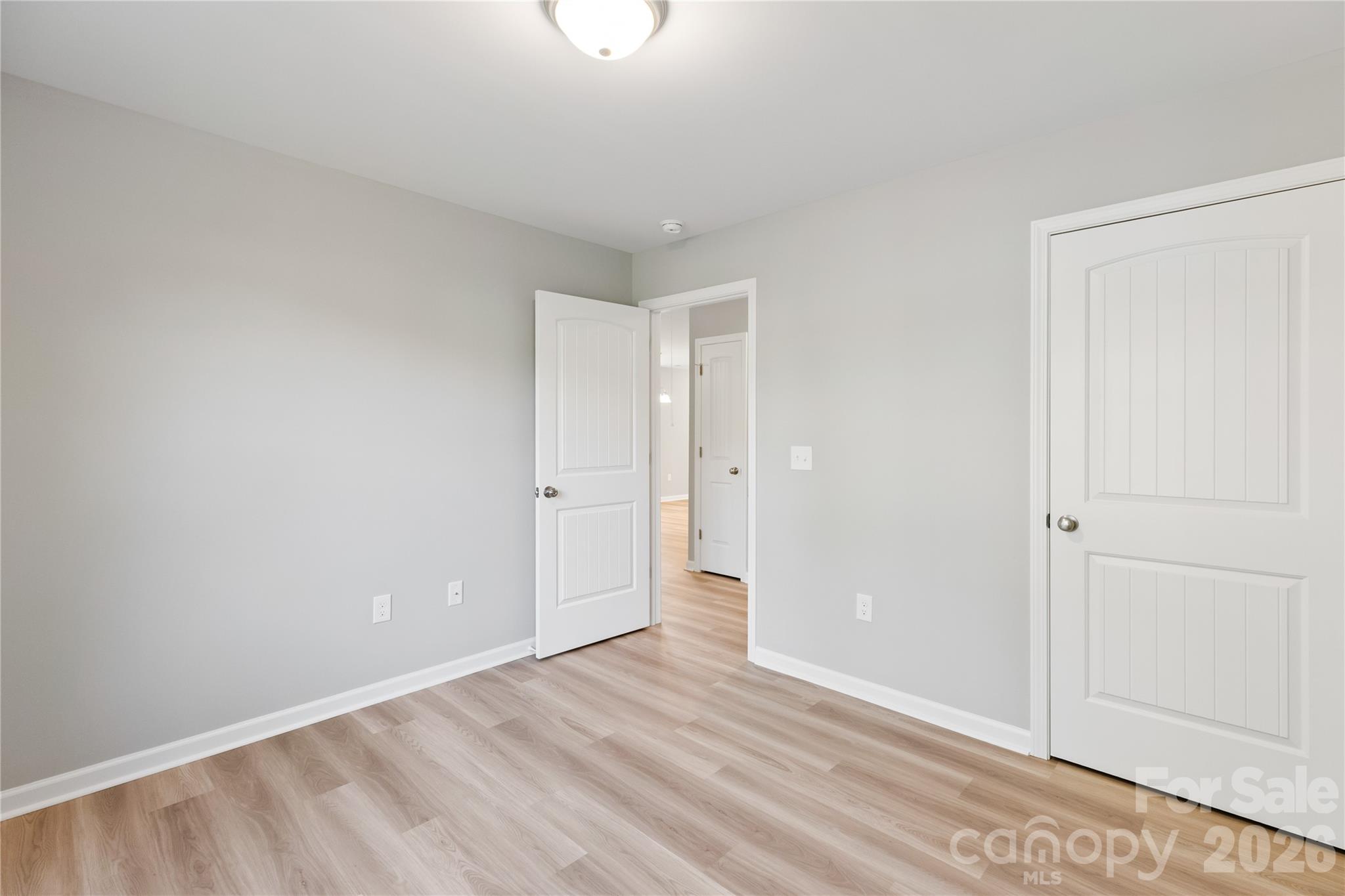 1021 E 10th Street Property Photo 22