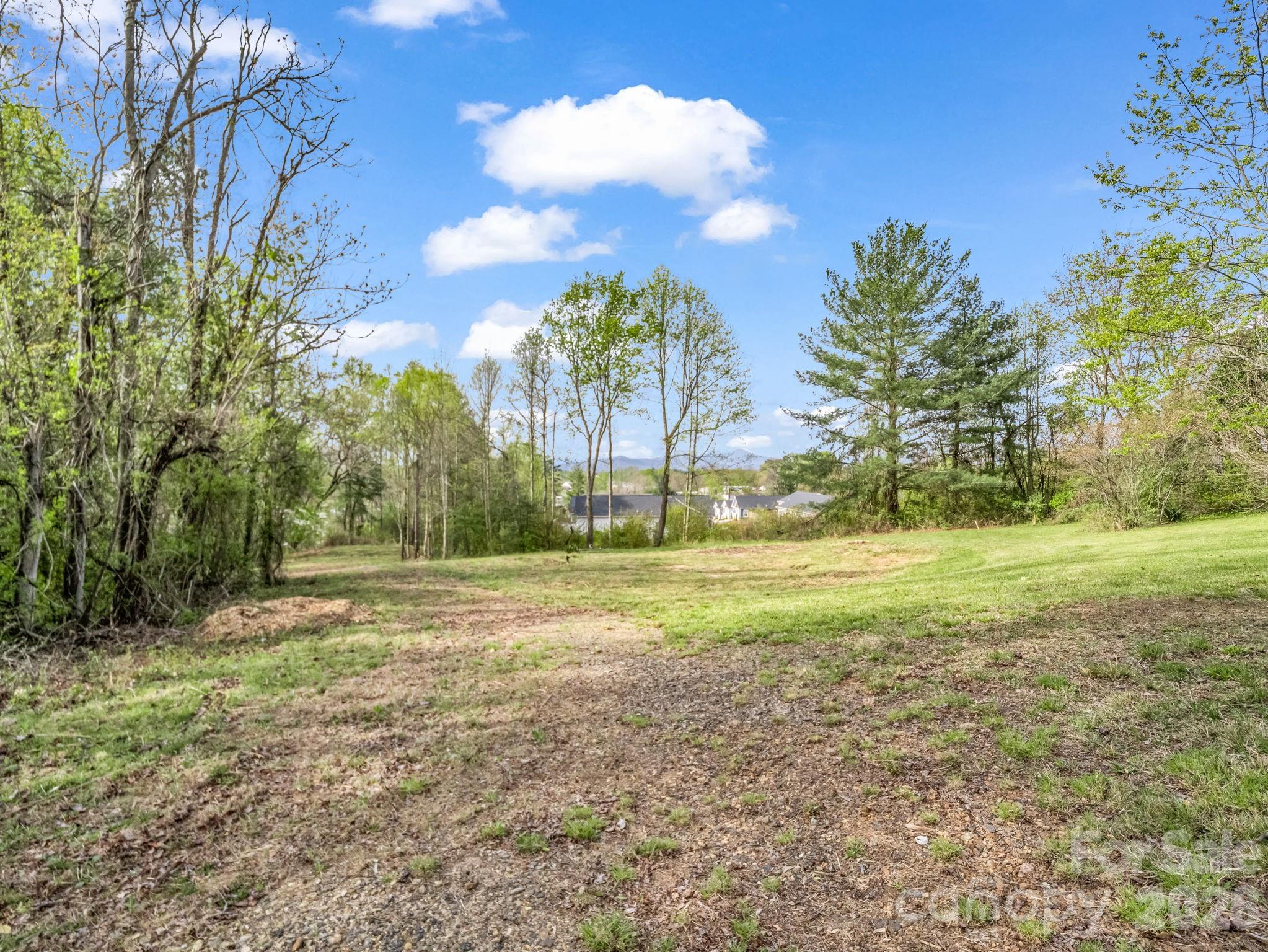 26 Adams Hill Road Property Photo 3