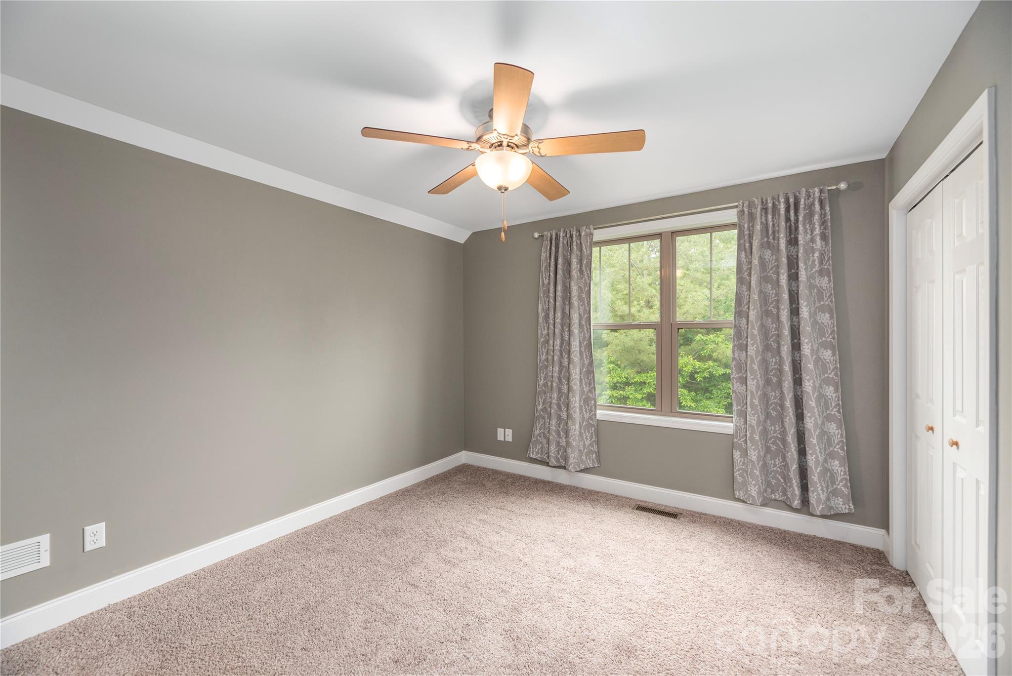 5 Declan Drive Property Photo 20
