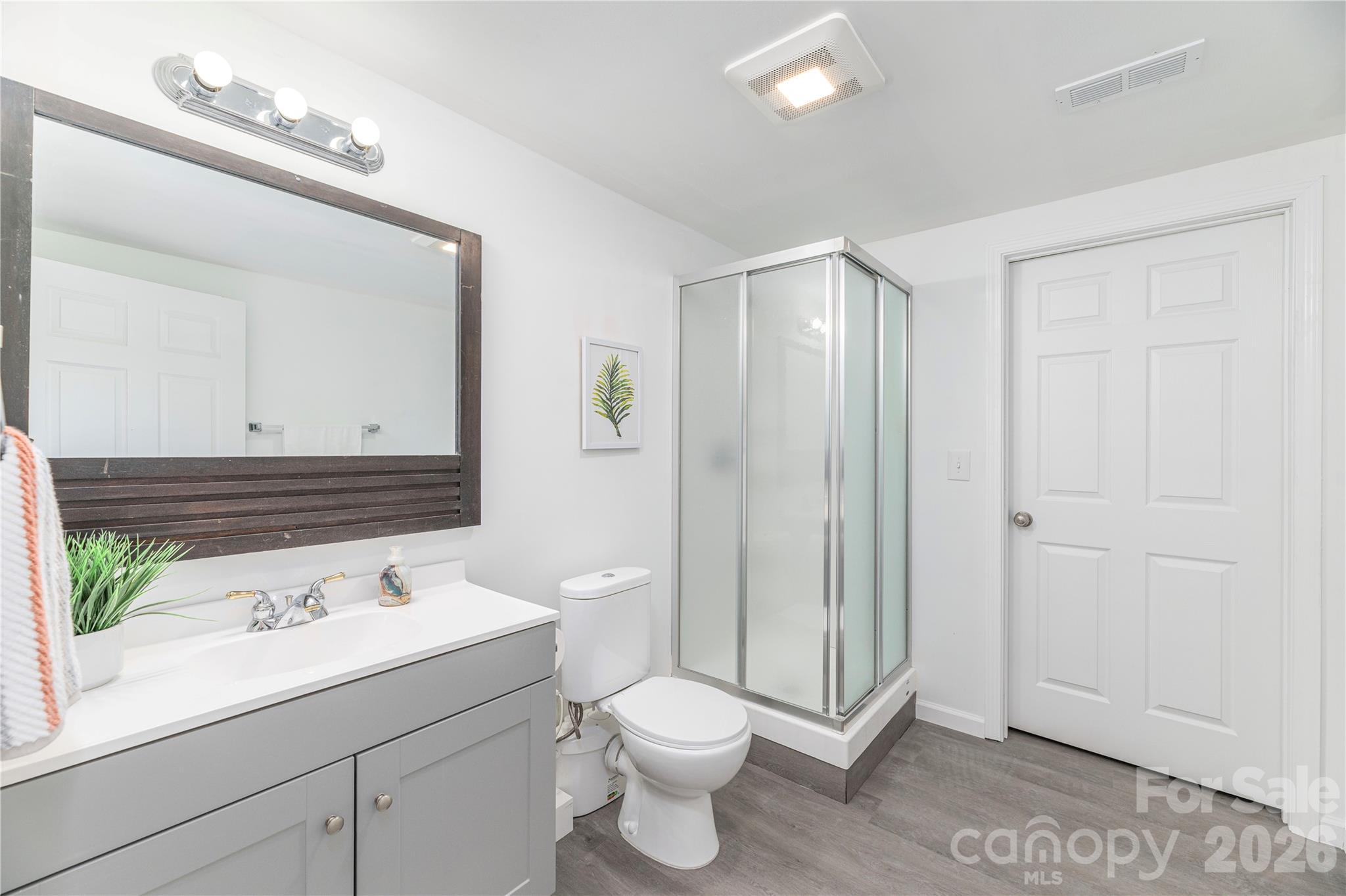 5 Declan Drive Property Photo 30