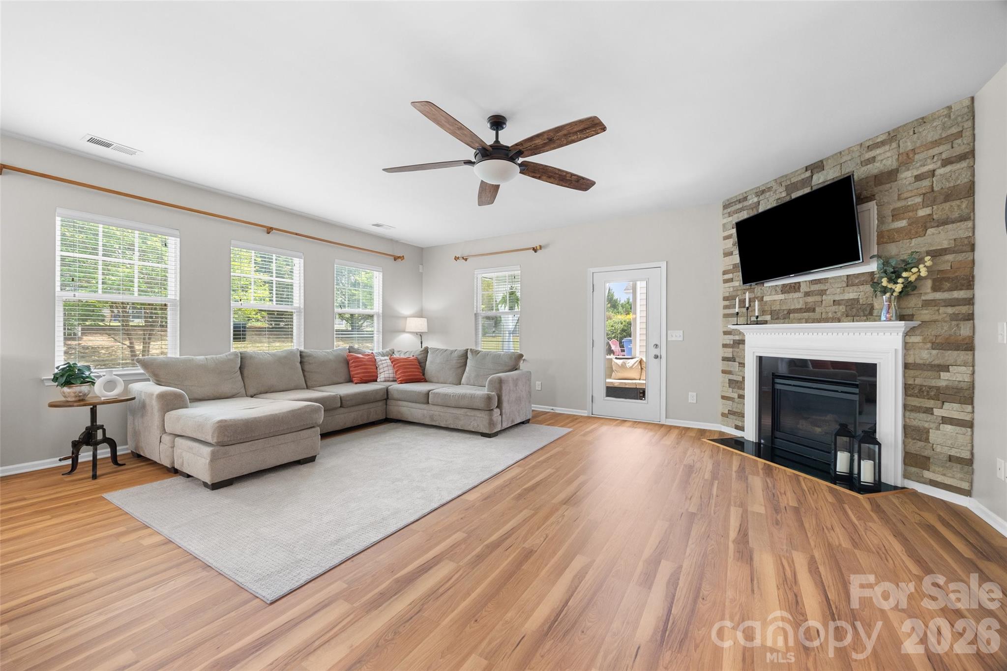 1521 Deer Meadows Drive Property Photo 8