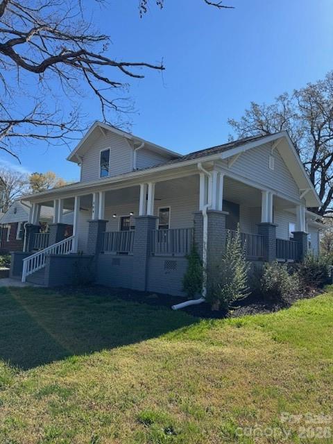 806 4th Street Drive Property Photo 2